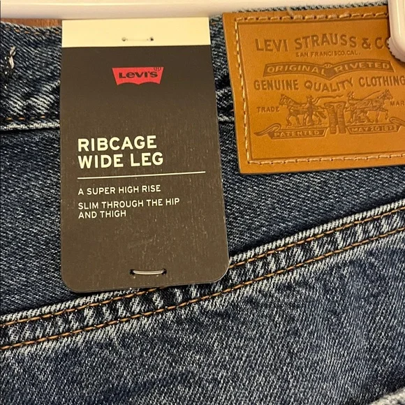 Levi's NWT Womens Ribcage Wide Leg Polar Perimeter - Picture 9 of 9